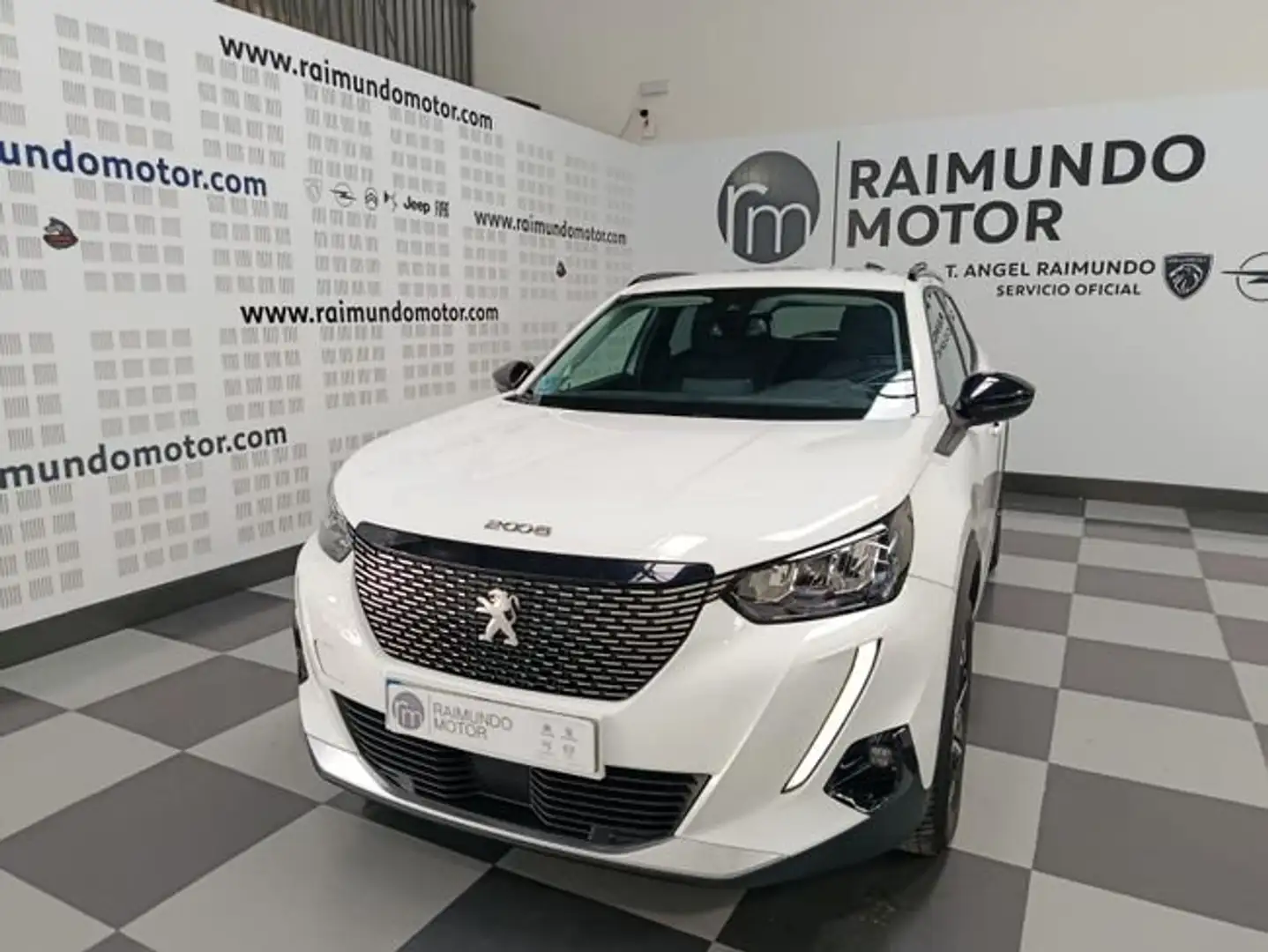 Peugeot 2008 1.5BlueHDi S&S Allure Pack 110 Blanco - 2