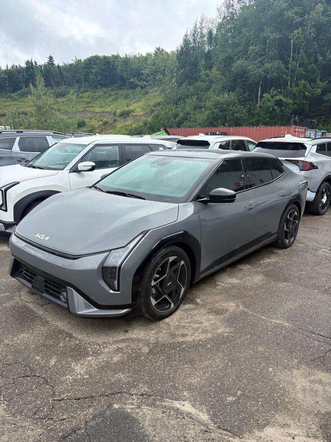 2026 Kia EV4 GT-LINE**JAMAIS ACCIDENTÉ**488KM D'AUTONOMIE**TOIT