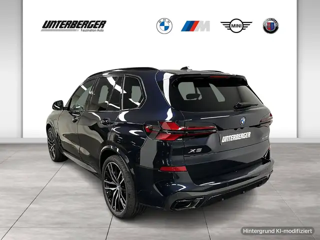 BMW X5 view 4