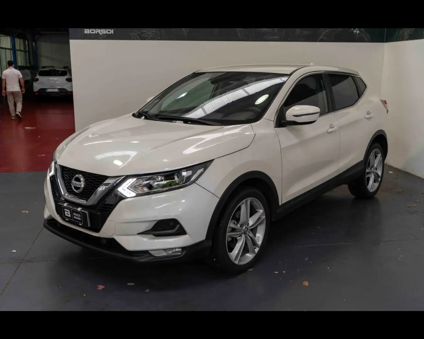 Nissan Qashqai 2ª serie 1.3 DIG-T 160 CV DCT N-Tec Bianco - 1
