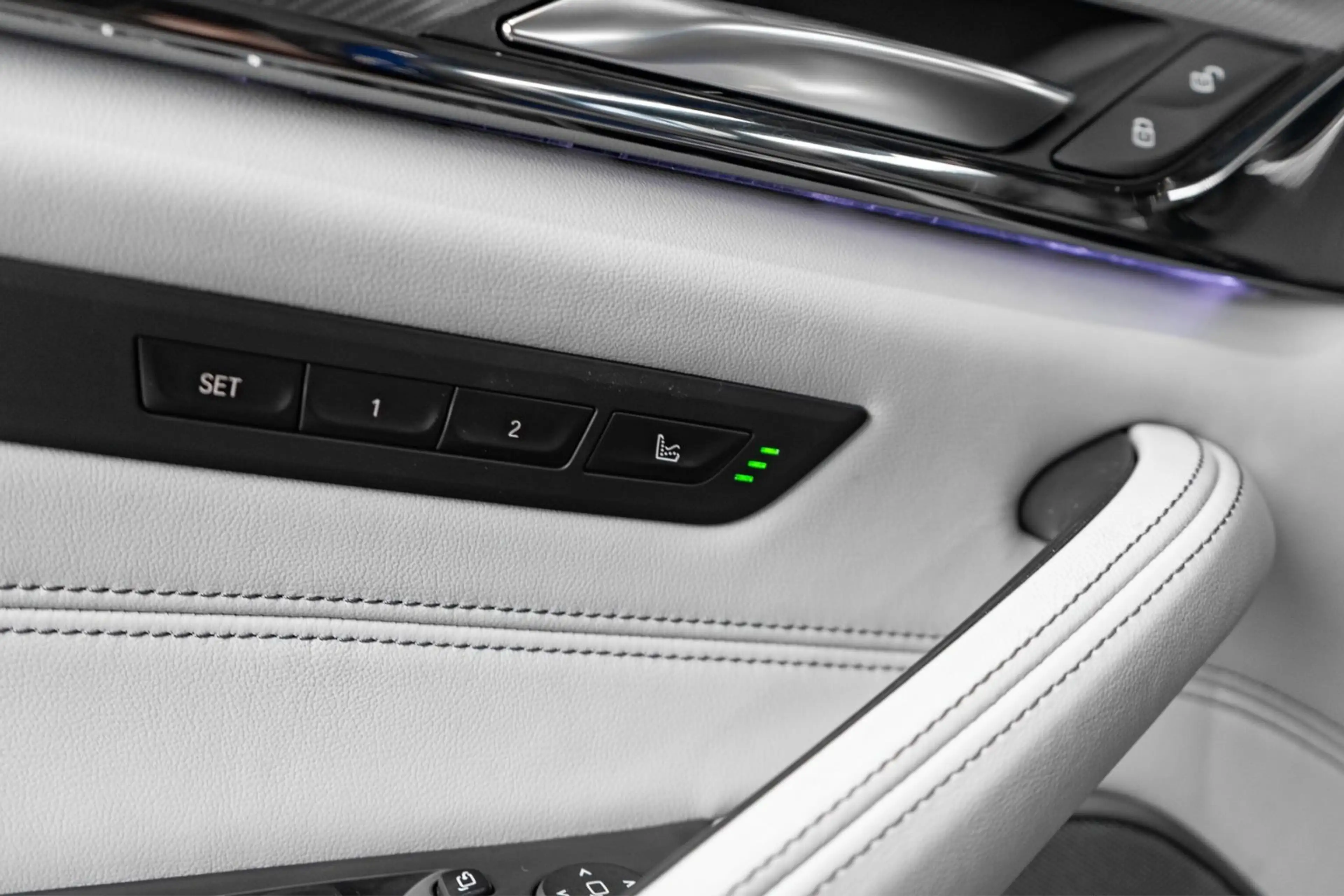 BMW M5 F90°LASER°HUD°MASS°VENT°H/K°SOFT° — photo 14