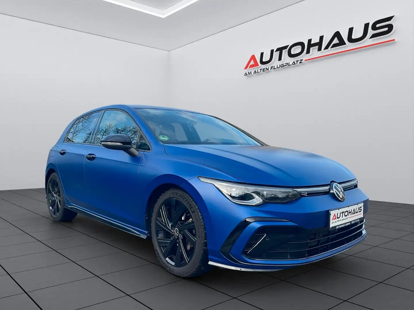 Volkswagen Golf VIII 2x R-Line, Automatk,Multmatrix/Rückfkam Azul - 2