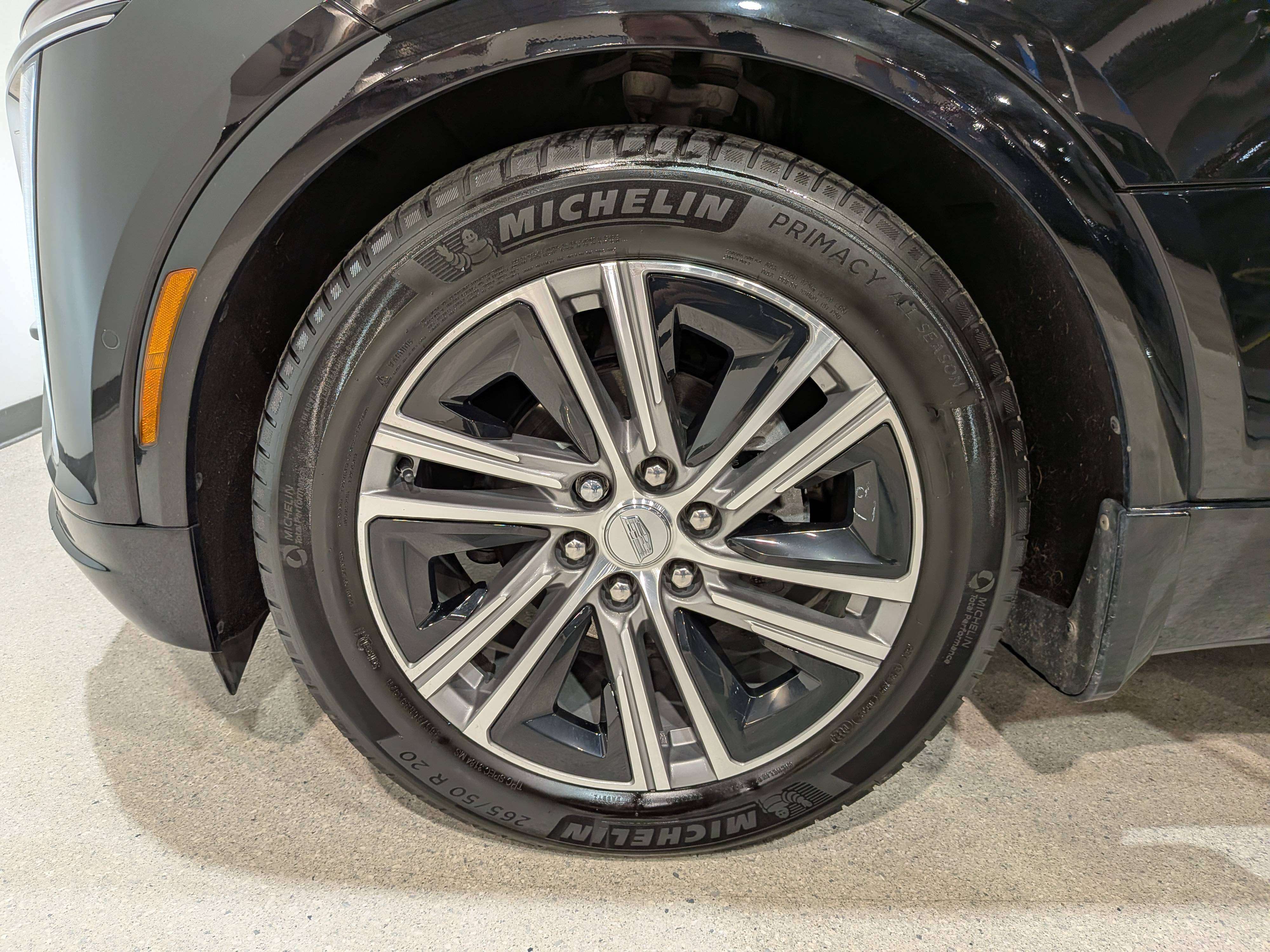 Cadillac LYRIQ 2024