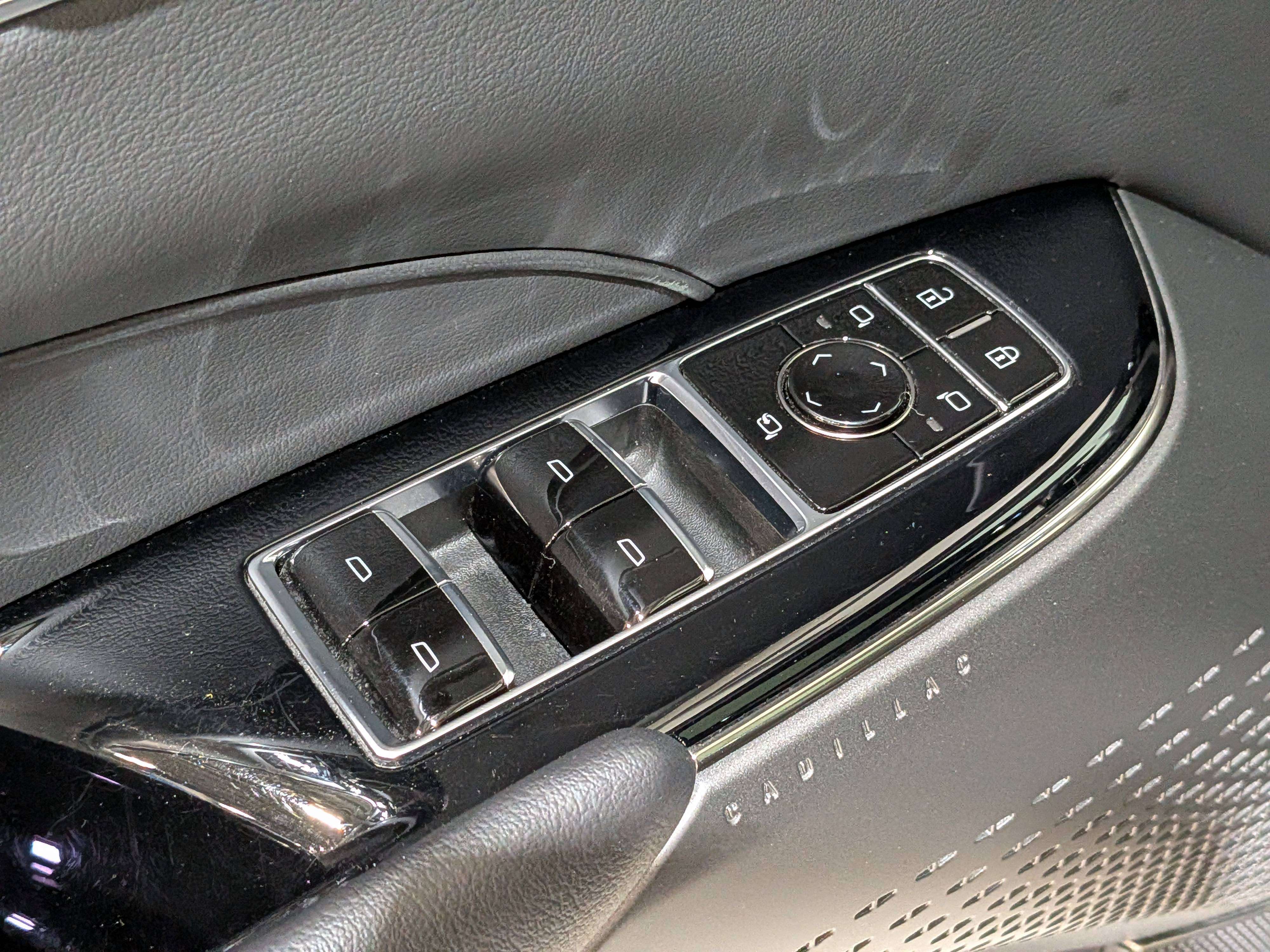 Cadillac LYRIQ 2024