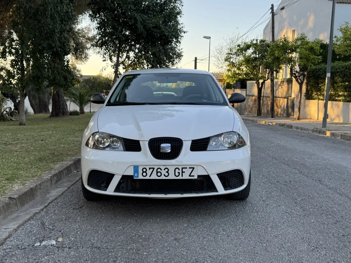 SEAT Ibiza 1.9TDi Reference Blanco - 2