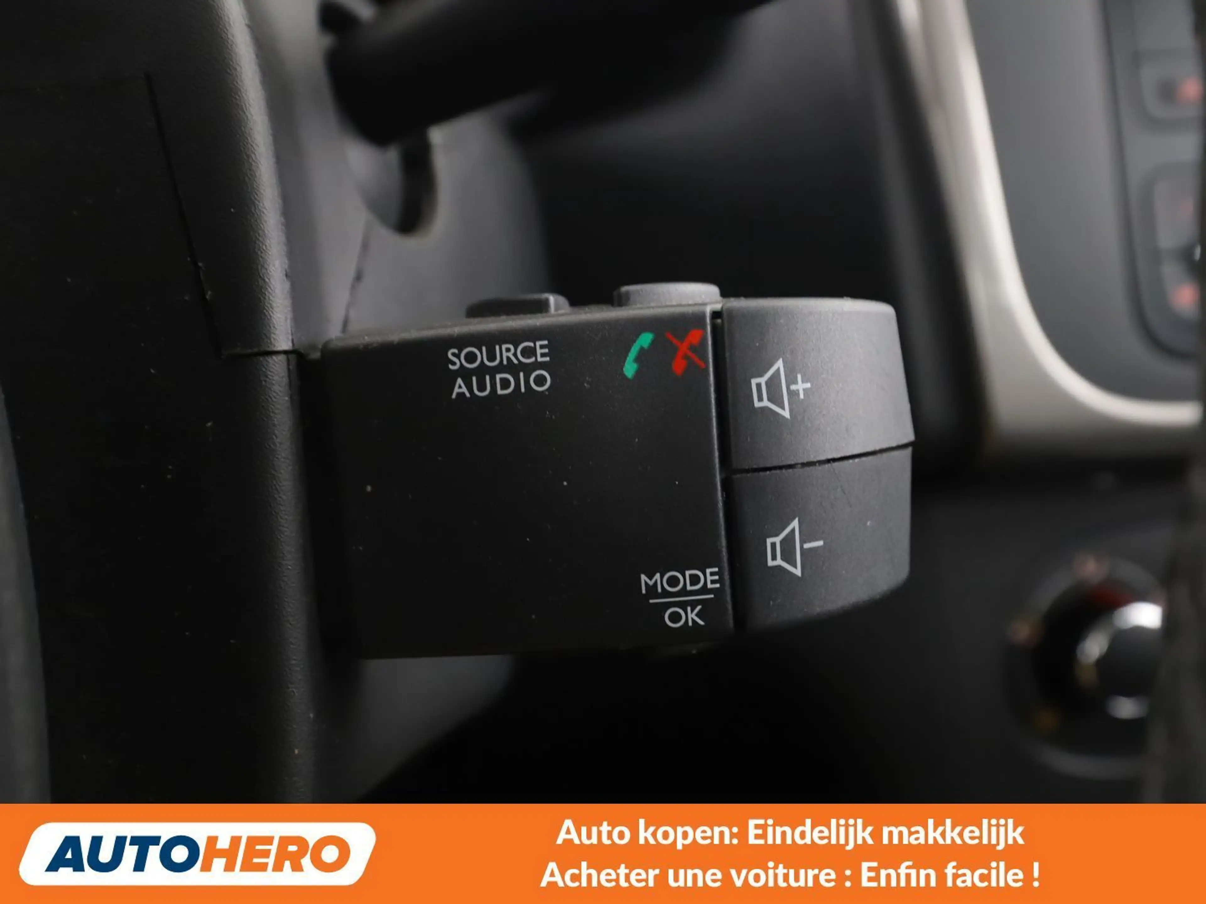 Dacia Logan 0.9 TCe Ambiance — photo 10