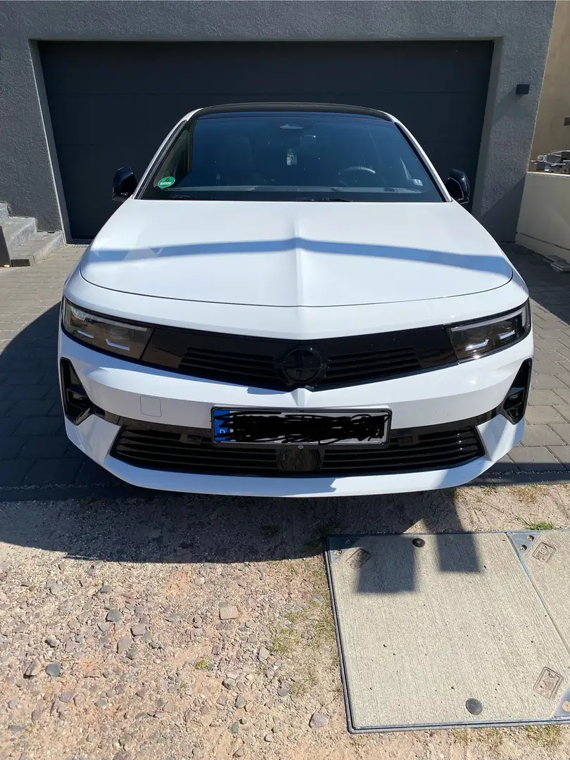 Opel Astra Ultimate Paket - 1