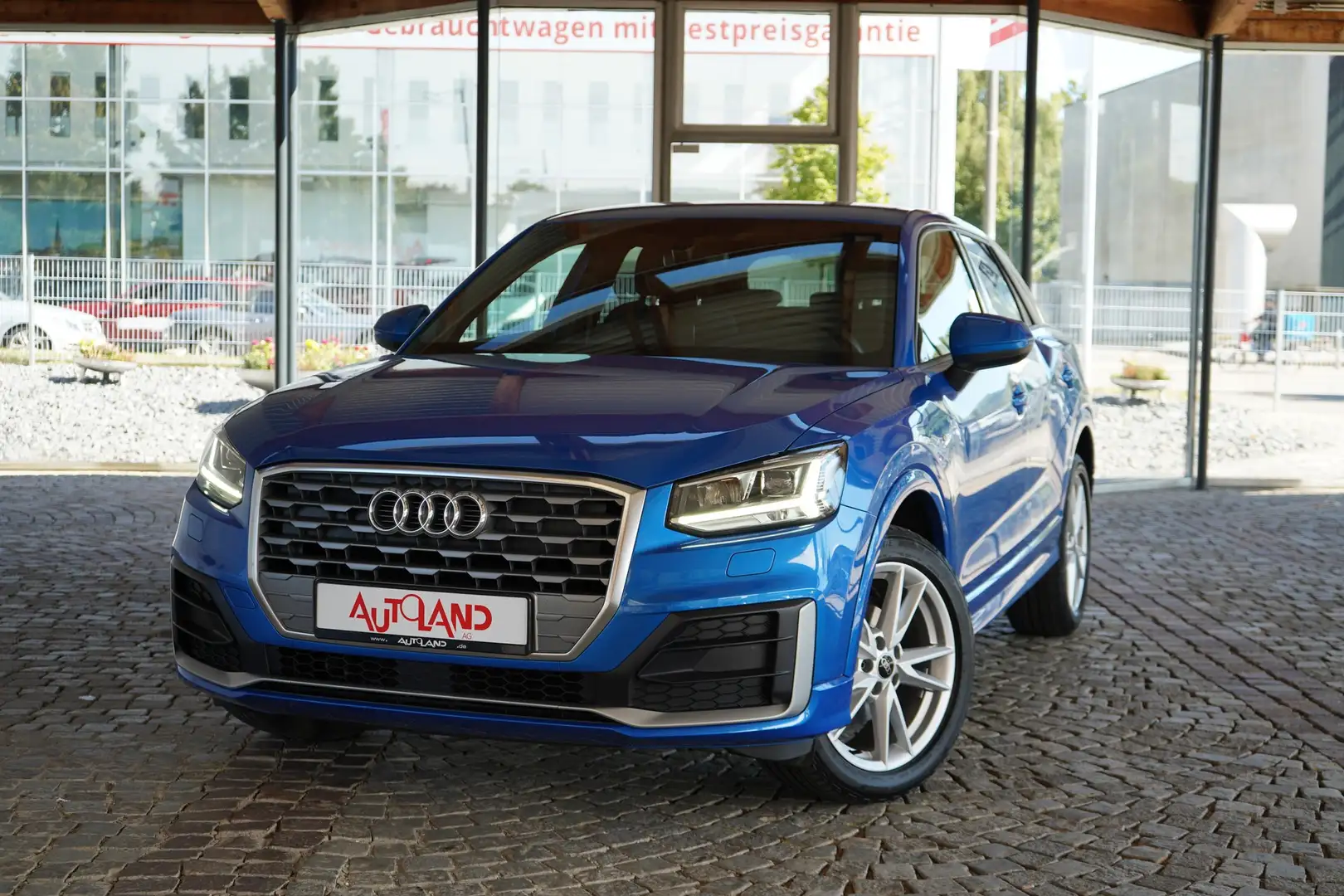 Audi Q2 35 1.5 TFSI DSG S-Line LED Navi Tempomat USB Blau - 2