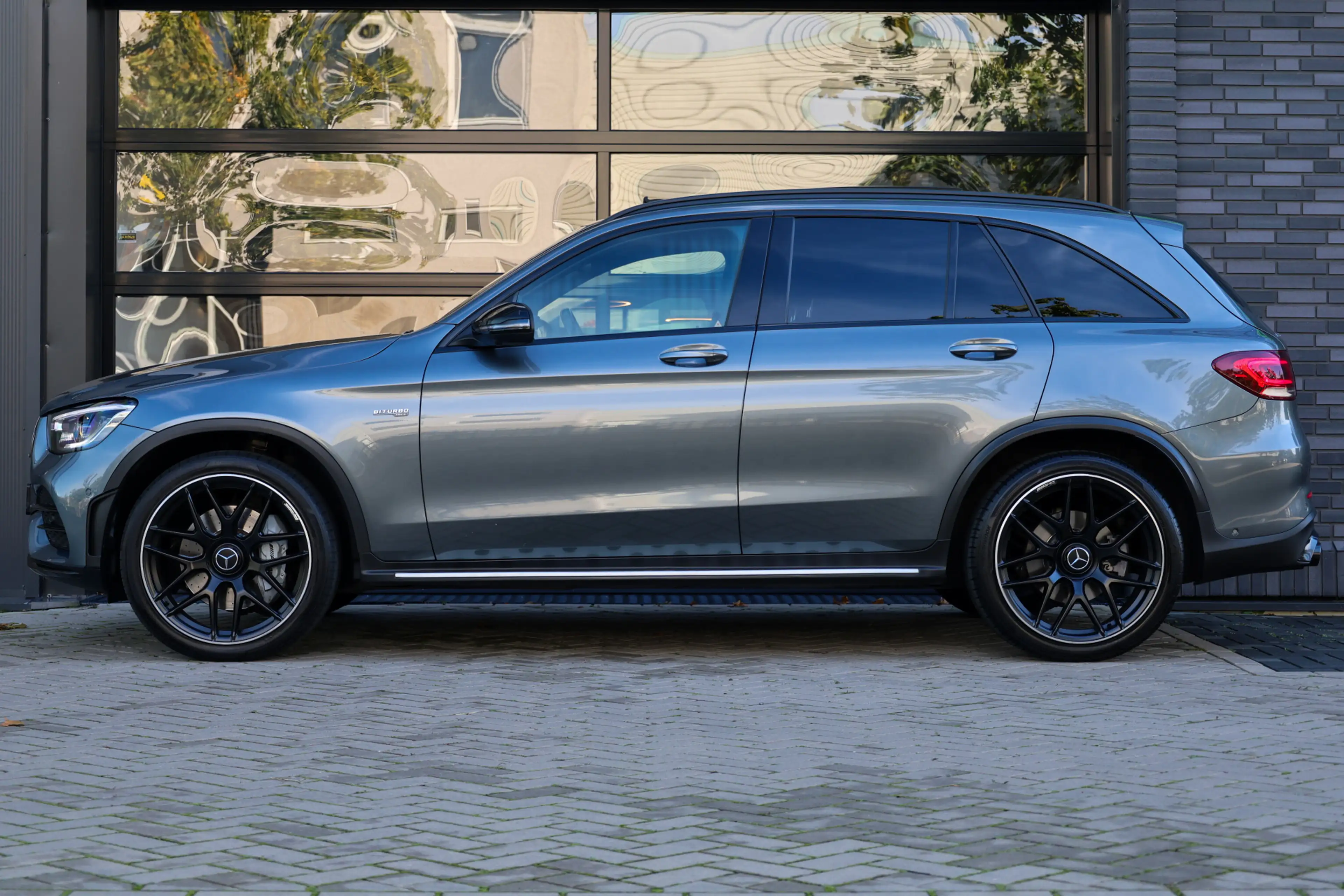 Mercedes-Benz GLC 43 AMG 4MATIC Premium Plus | FACELIFT | PANO | BURMESTER — photo 13