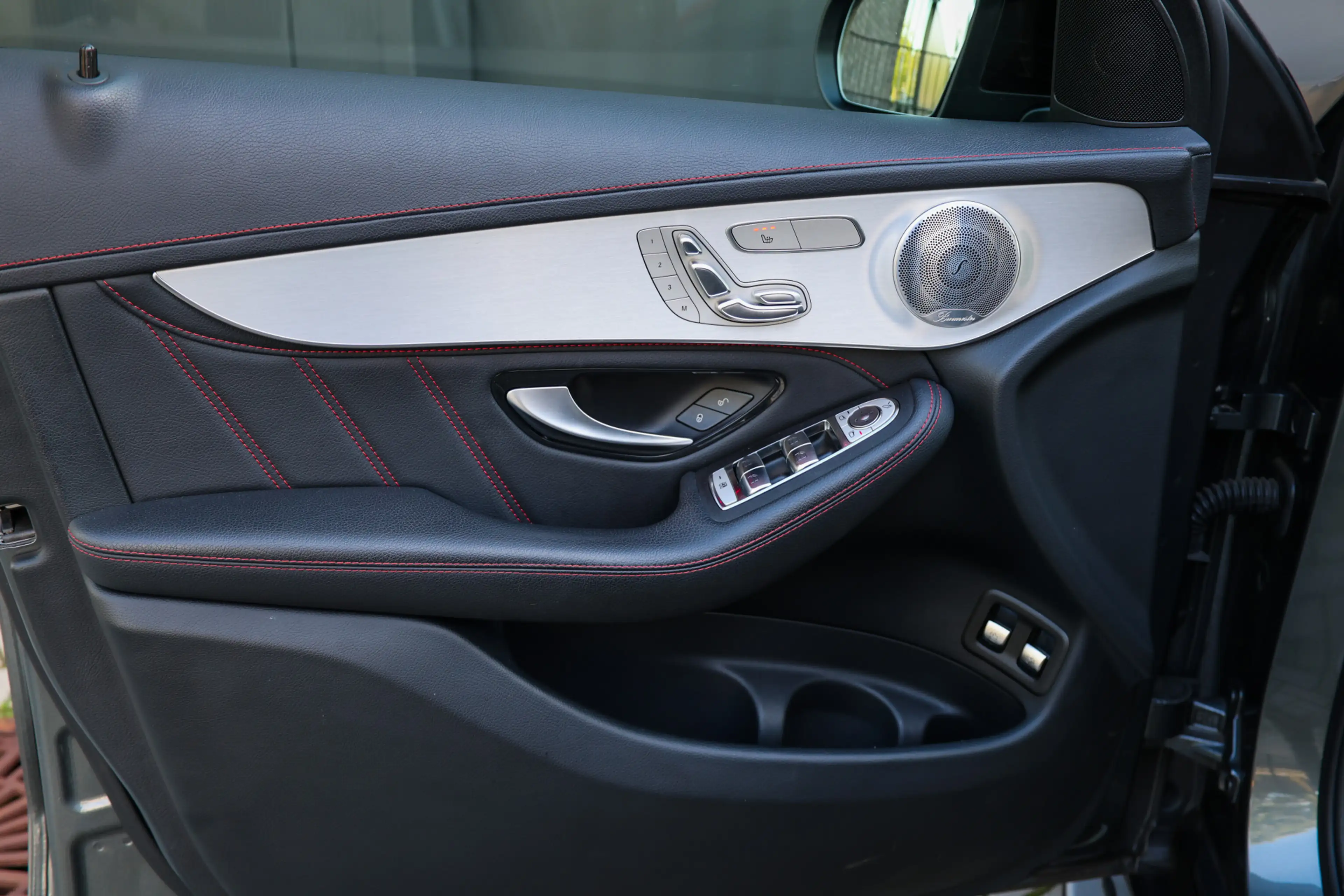 Mercedes-Benz GLC 43 AMG 4MATIC Premium Plus | FACELIFT | PANO | BURMESTER — photo 7