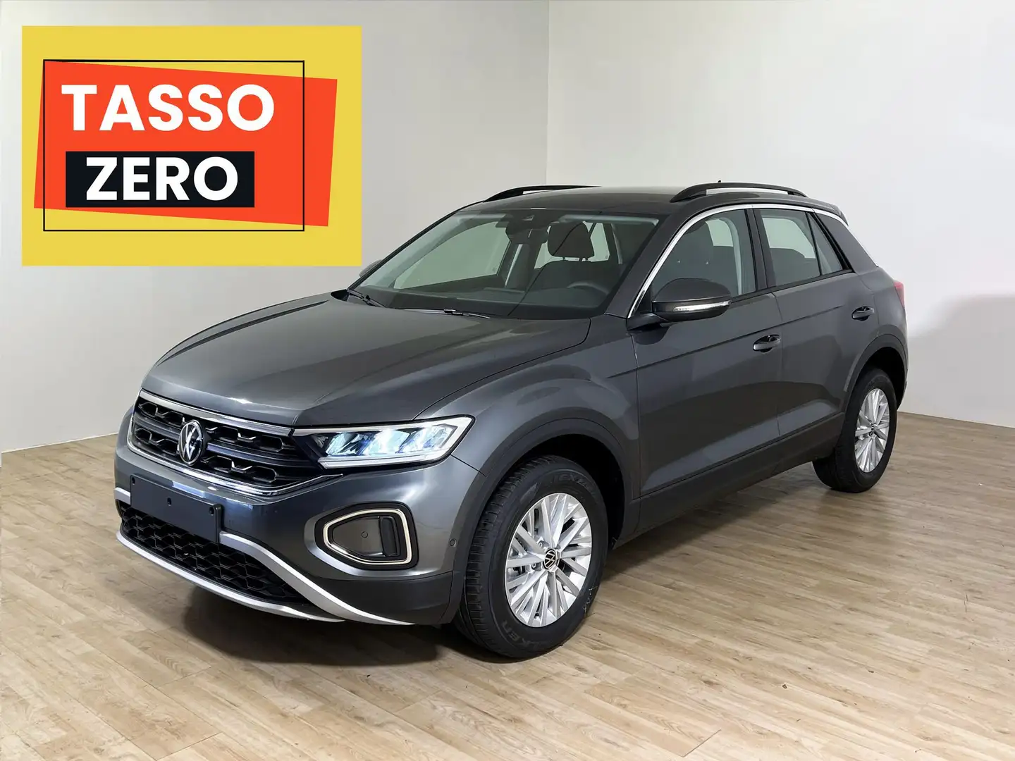 Volkswagen T-Roc 1.5 TSI ACT DSG Life - 1