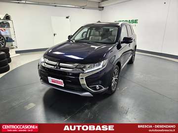 2.2 Instyle Plus Navi awd 7p.ti auto