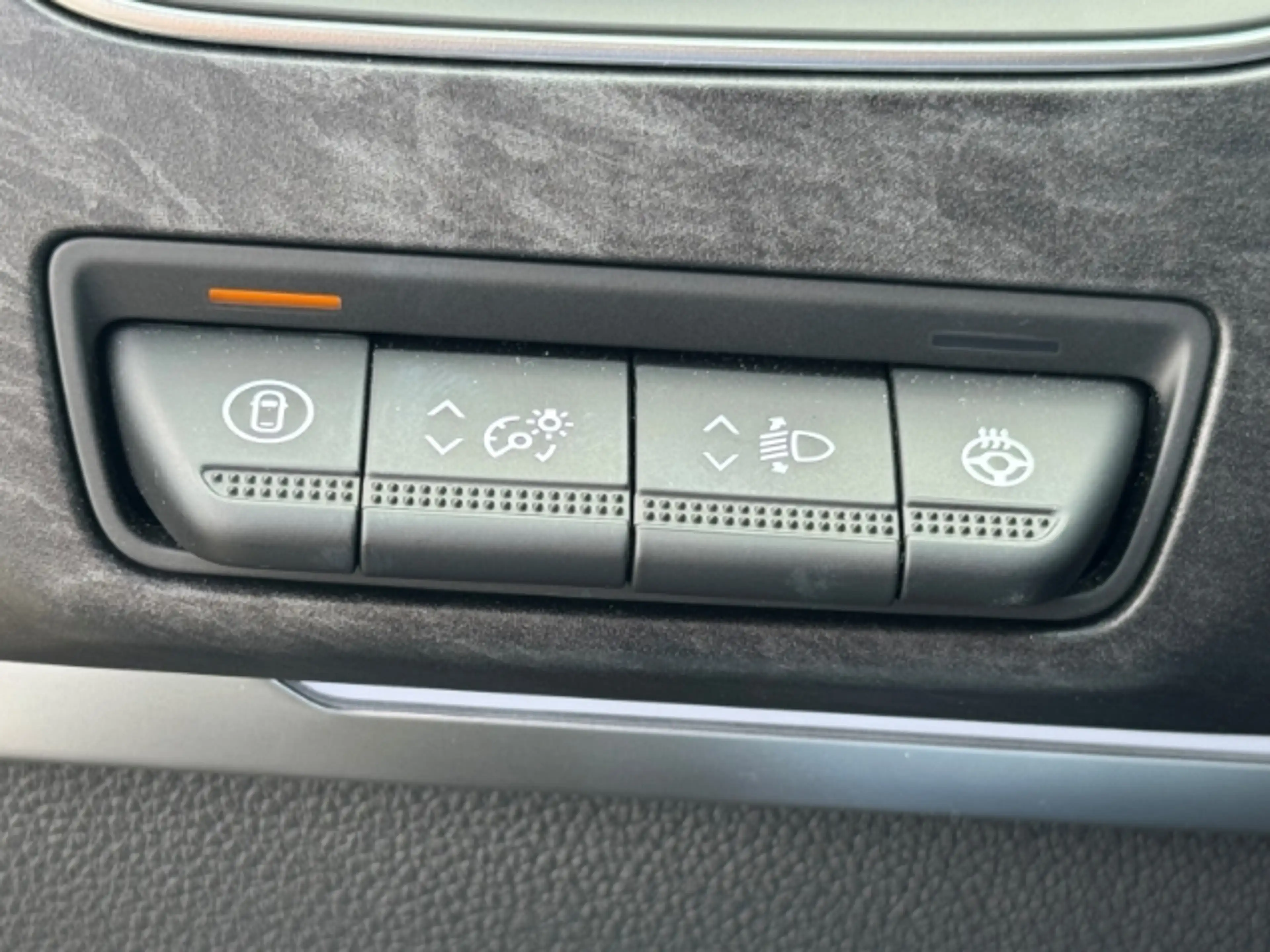 Renault Arkana Esprit Alpine Mild Hybrid 140 EDC Schiebedach — photo 12