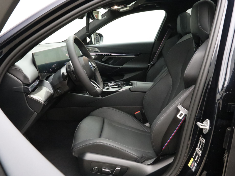 BMW 550 5-serie 550e xDrive — photo 5