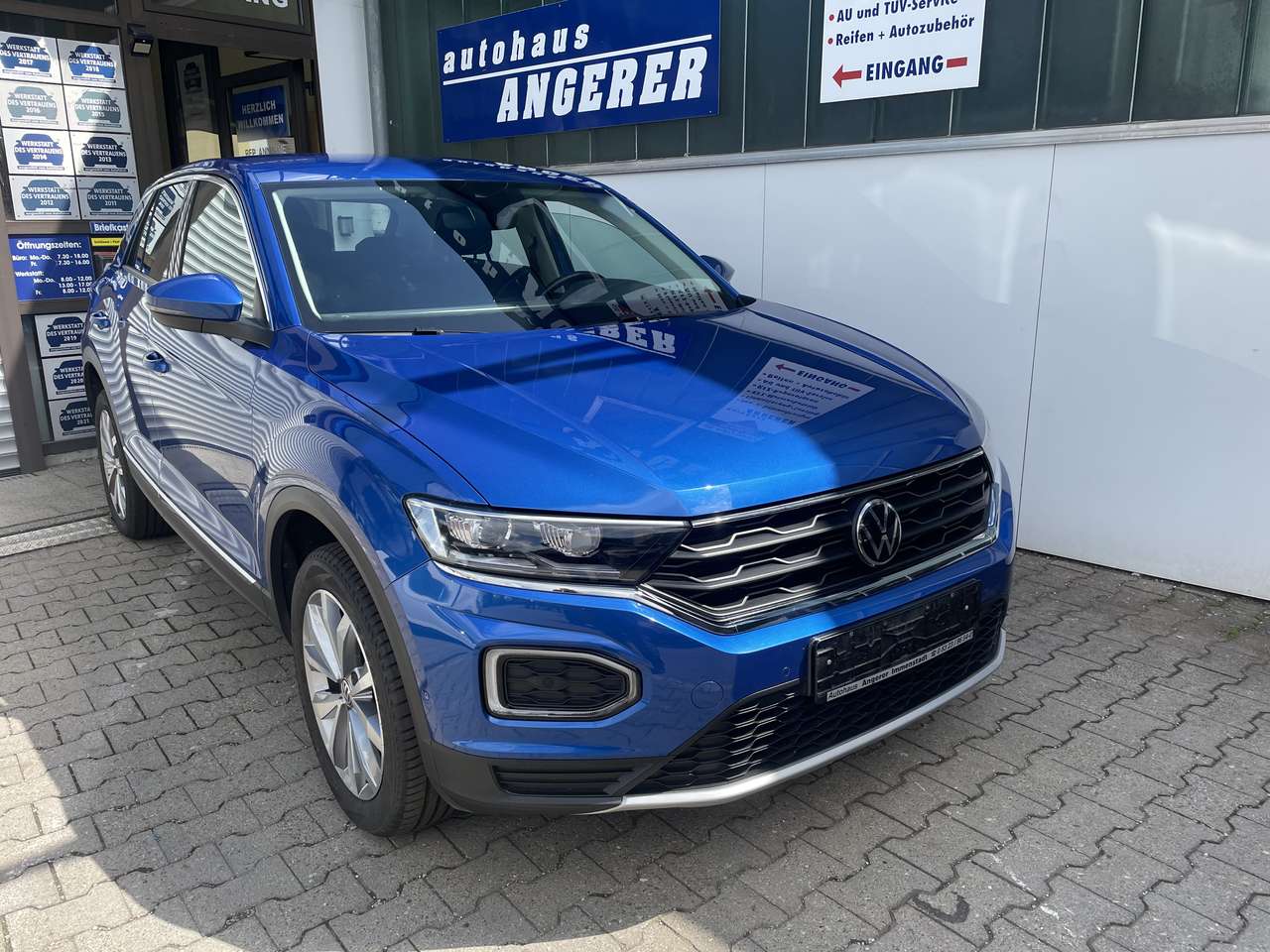 Volkswagen T-Roc 2021 — T-Roc 1.5 TSI Style Klimaautom. Navi, LED,PDC