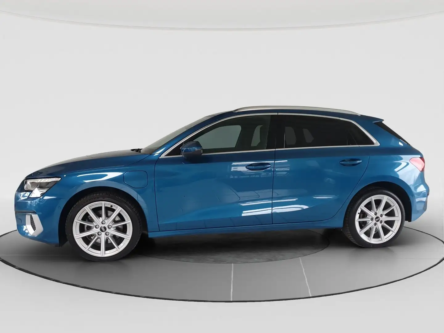 Audi A3 Audi A3 SB 40 TFSI e advanced S-tronic Bleu - 2