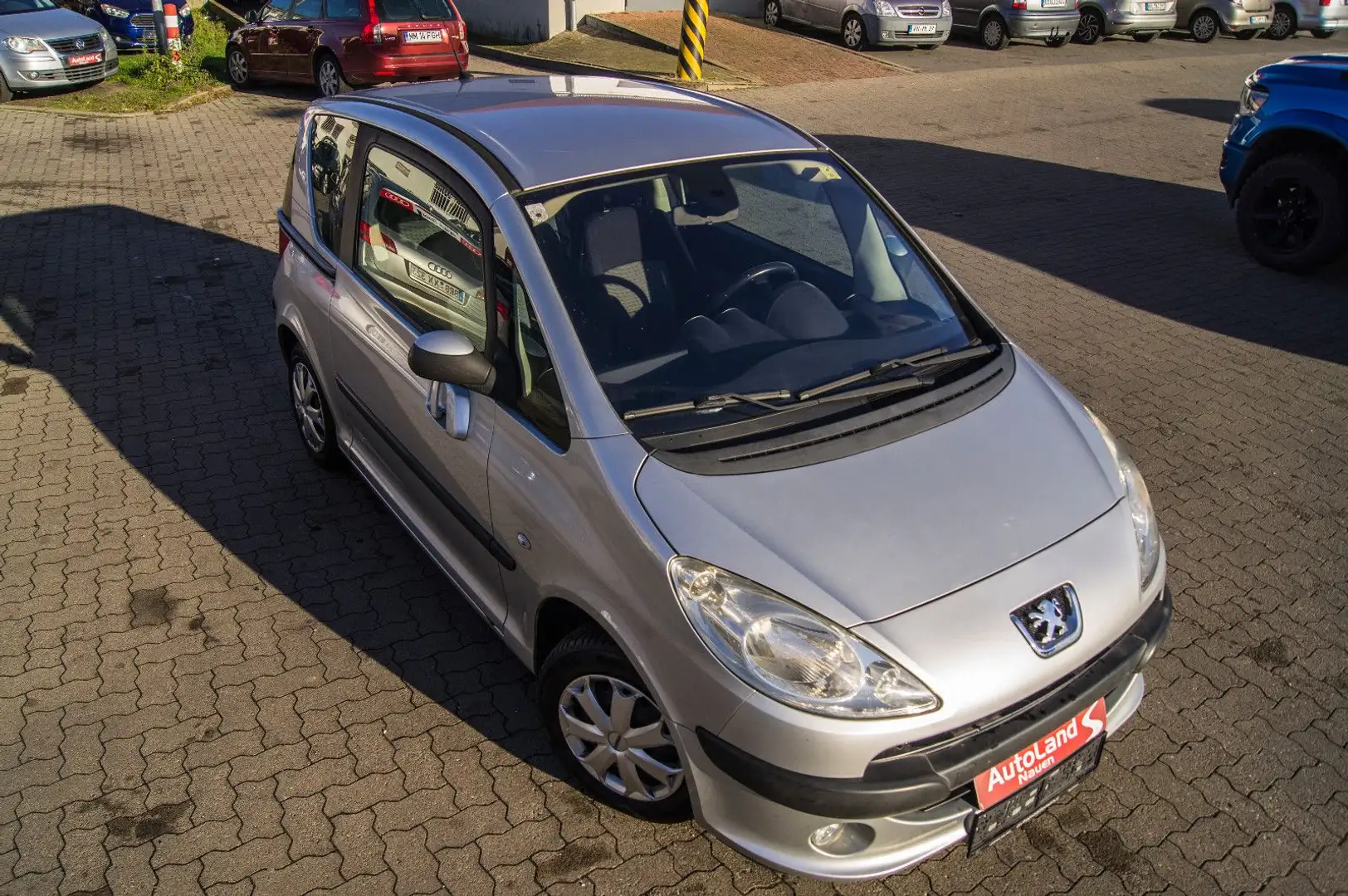 Peugeot 1007 Filou 75+nur 119000 km+Klima+TUV Argintiu - 2