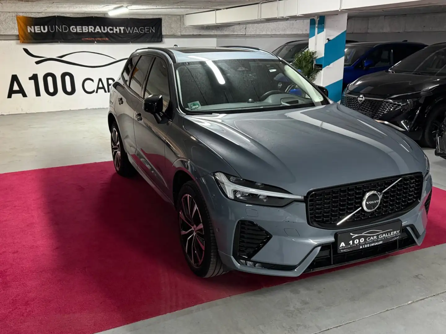 Volvo XC60 B 5Ultimate Dark AWD*Panorama*B&W*1H Gris - 1