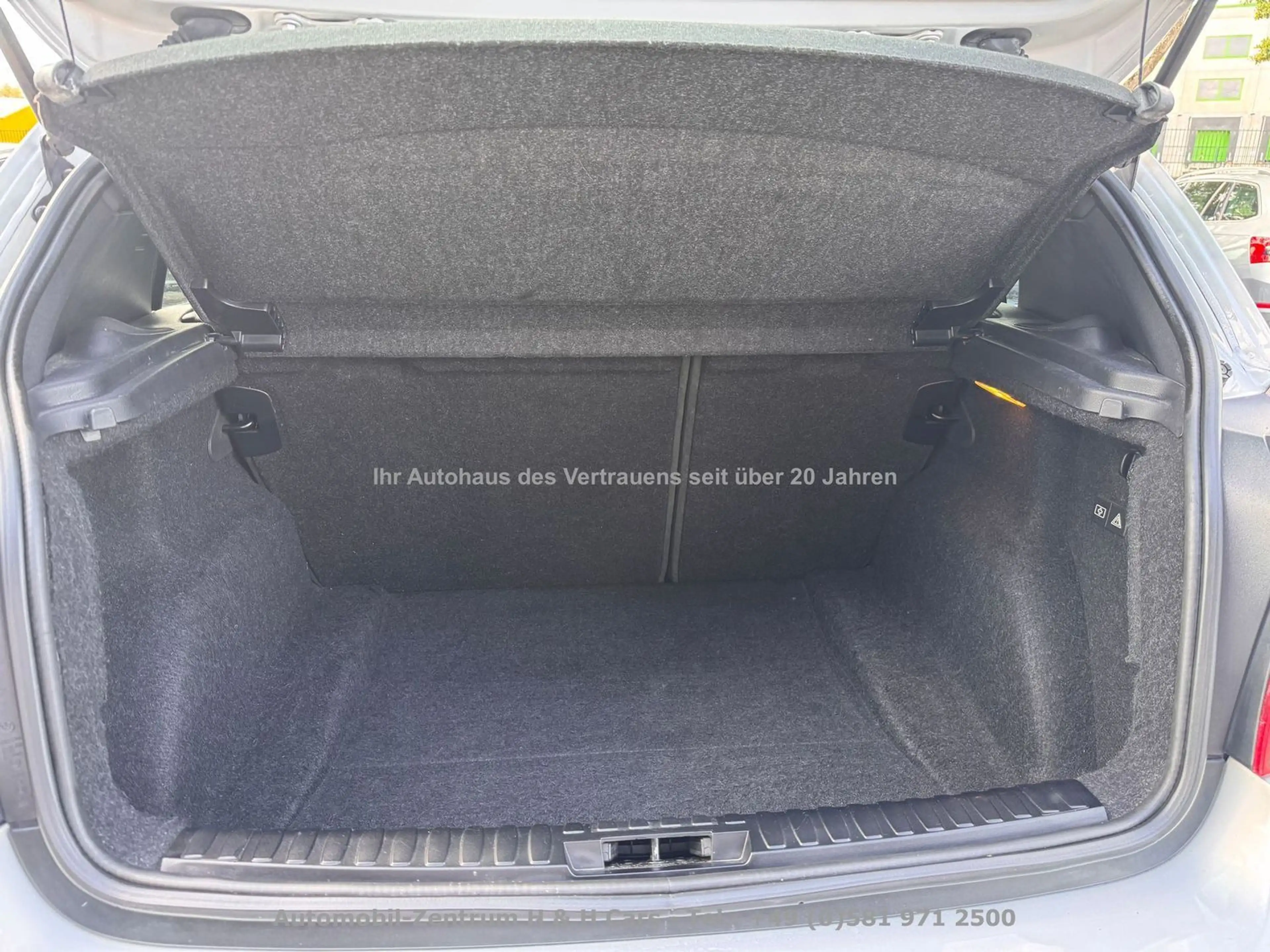 BMW 130 i Sport-Paket M / M-Technic Xenon Leder Alu — photo 12