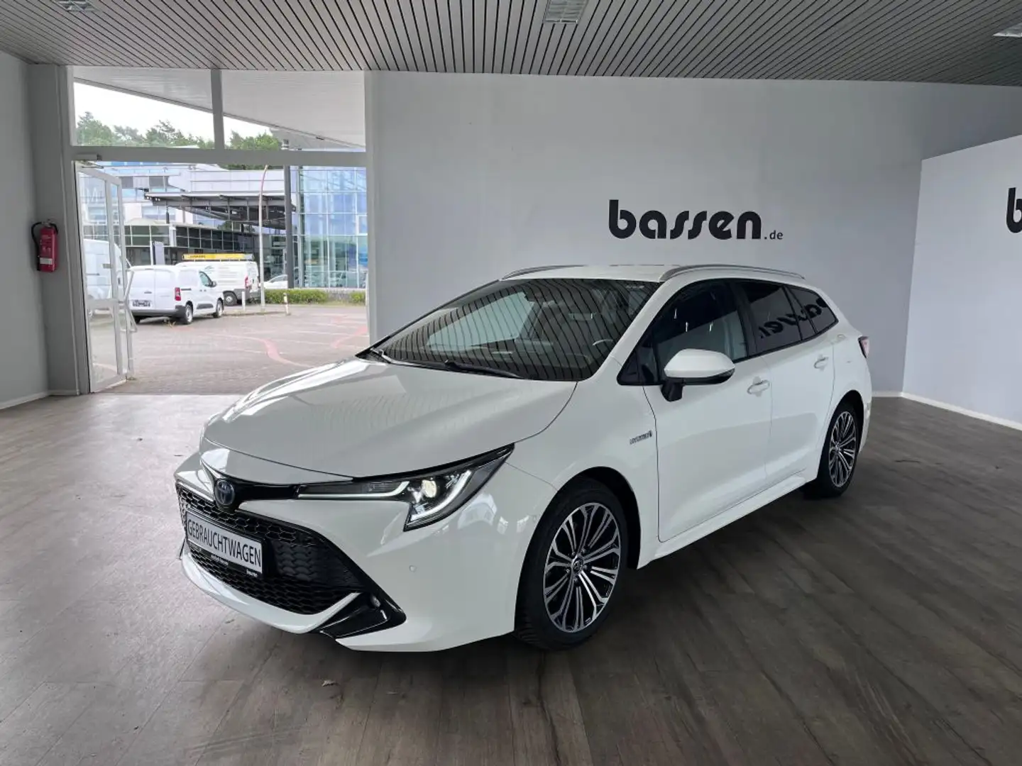 Toyota Corolla 2.0 Hybrid Touring Sports Club Blanc - 2
