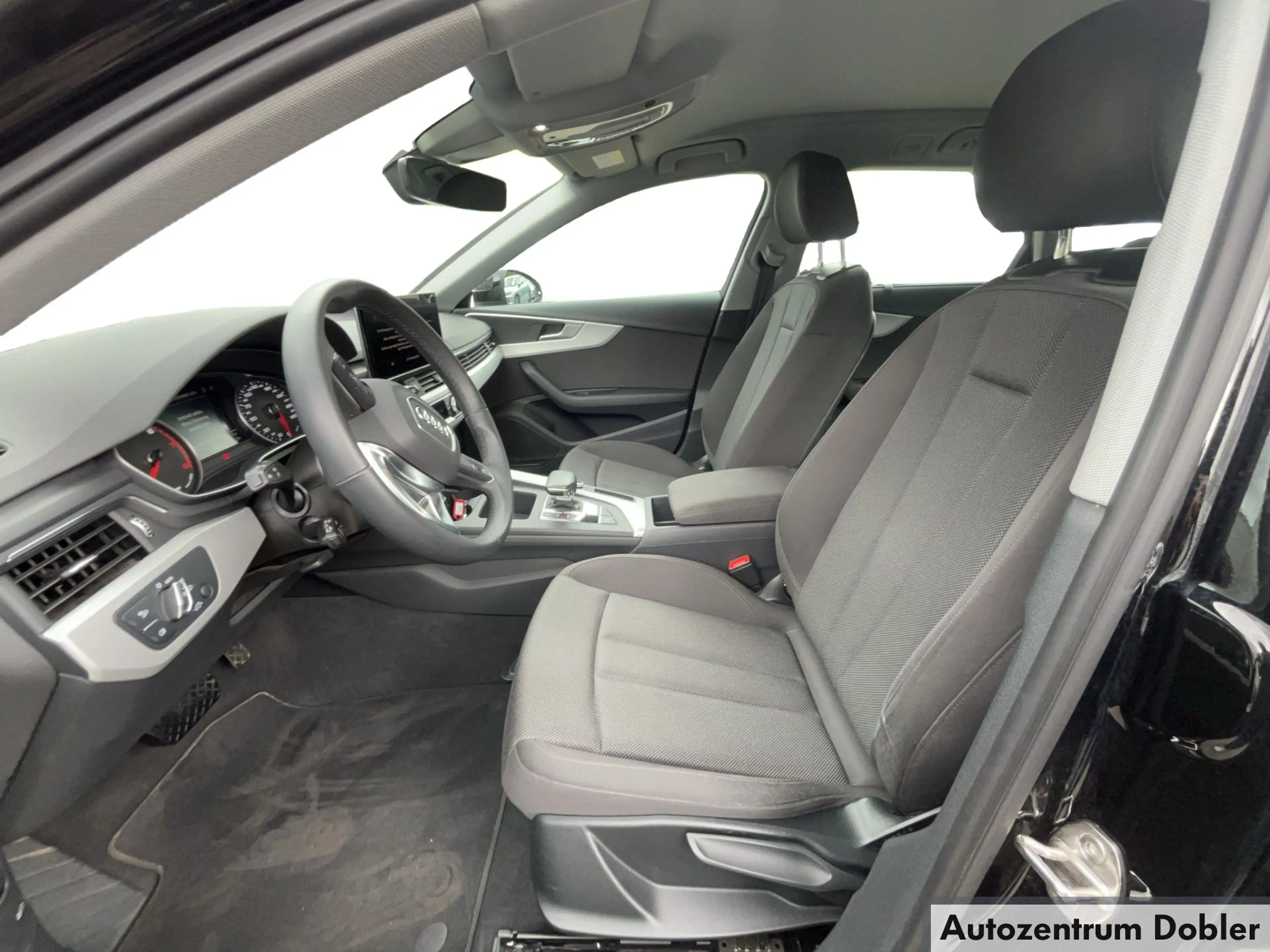 Audi A4 Avant 40 TFSI S-tronic LED ACC Navi Bluetooth — photo 13