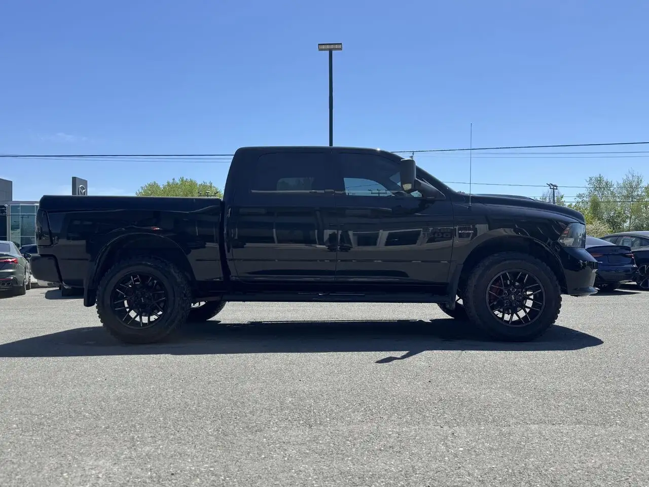 RAM 1500 снимка RAM 1500