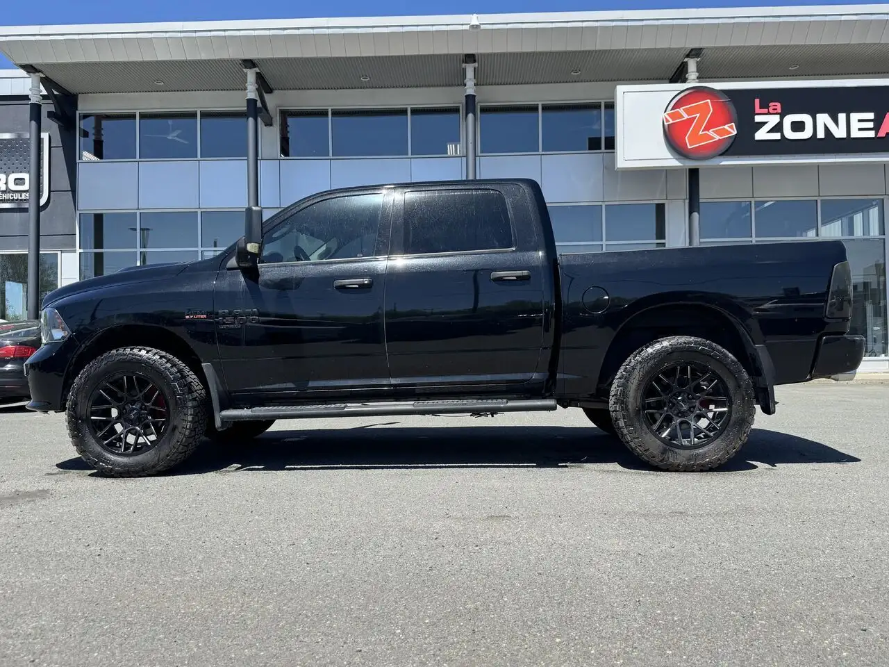 RAM 1500 снимка RAM 1500
