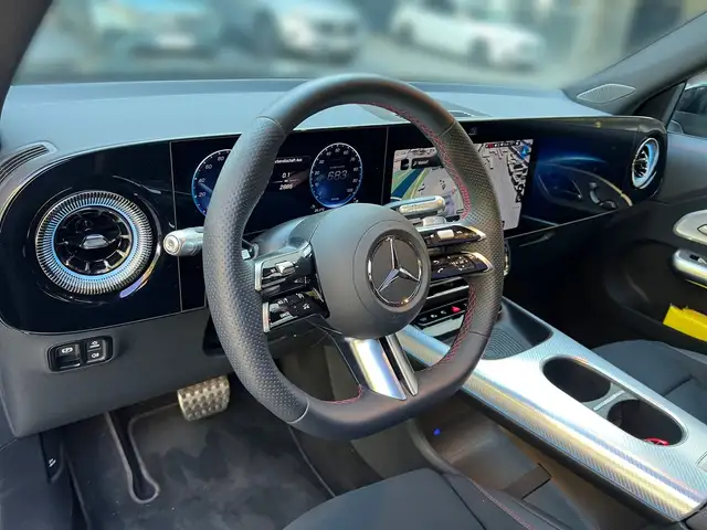 Mercedes-Benz GLB 250 + EQ Rückfahrkamera,Klimaautomatik Ansicht 12