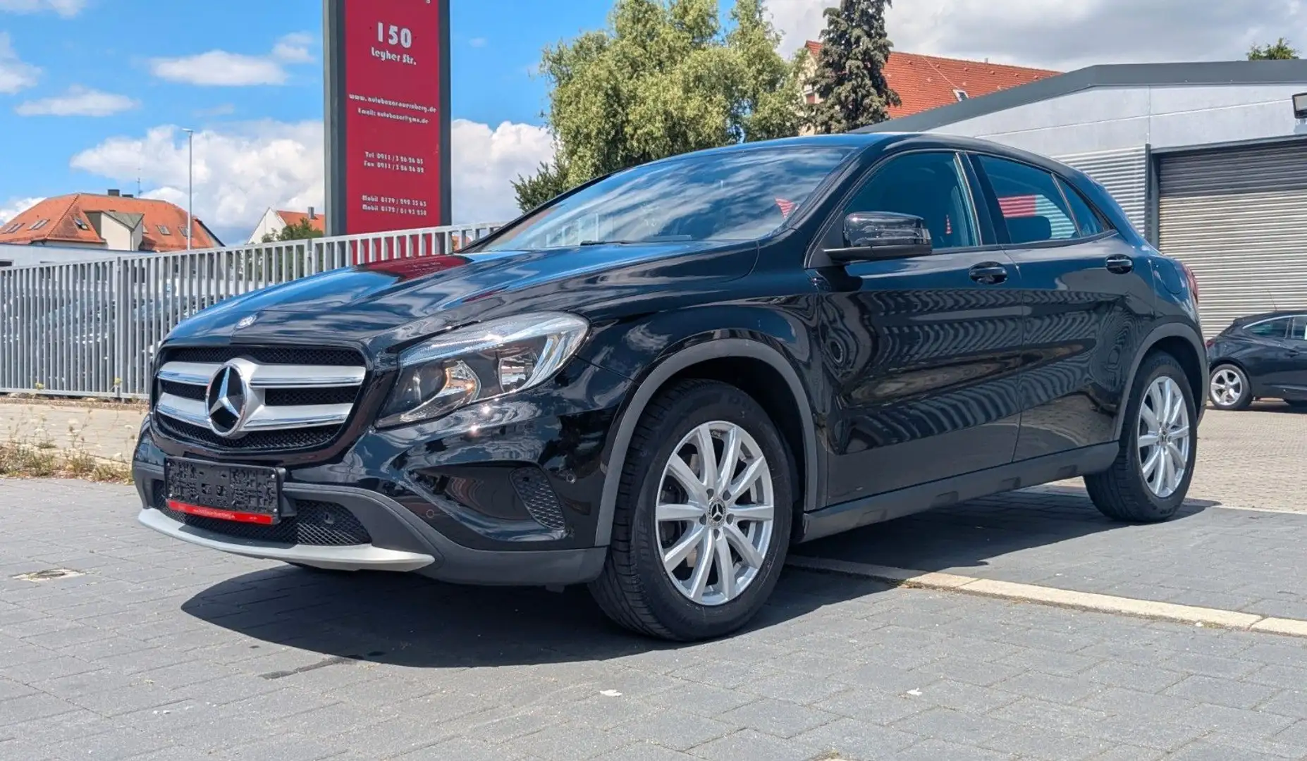 Mercedes-Benz GLA 200 erst 57`Tkm / Navi / Euro 6 Negru - 1