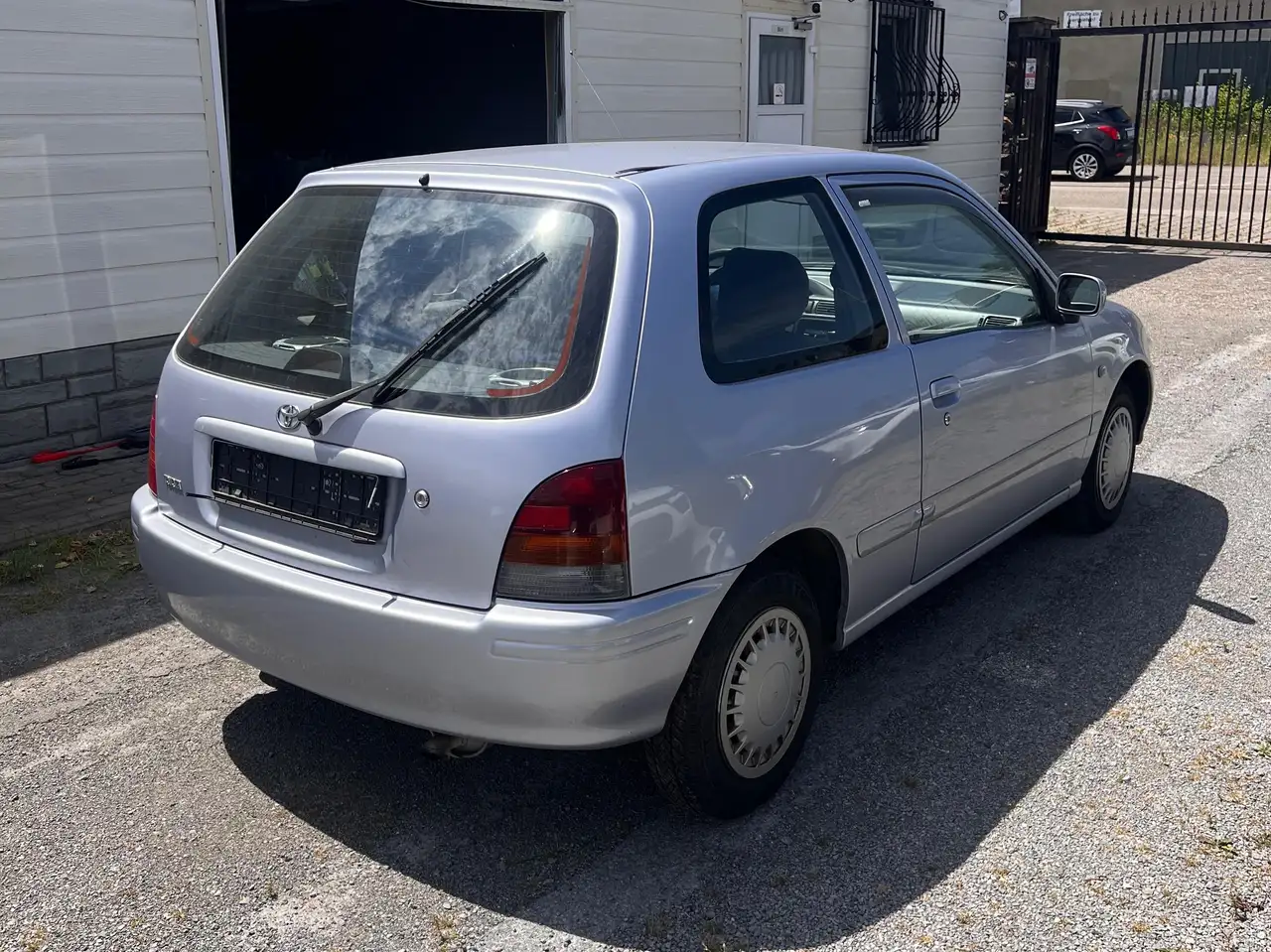 Toyota Starlet j, foto 3