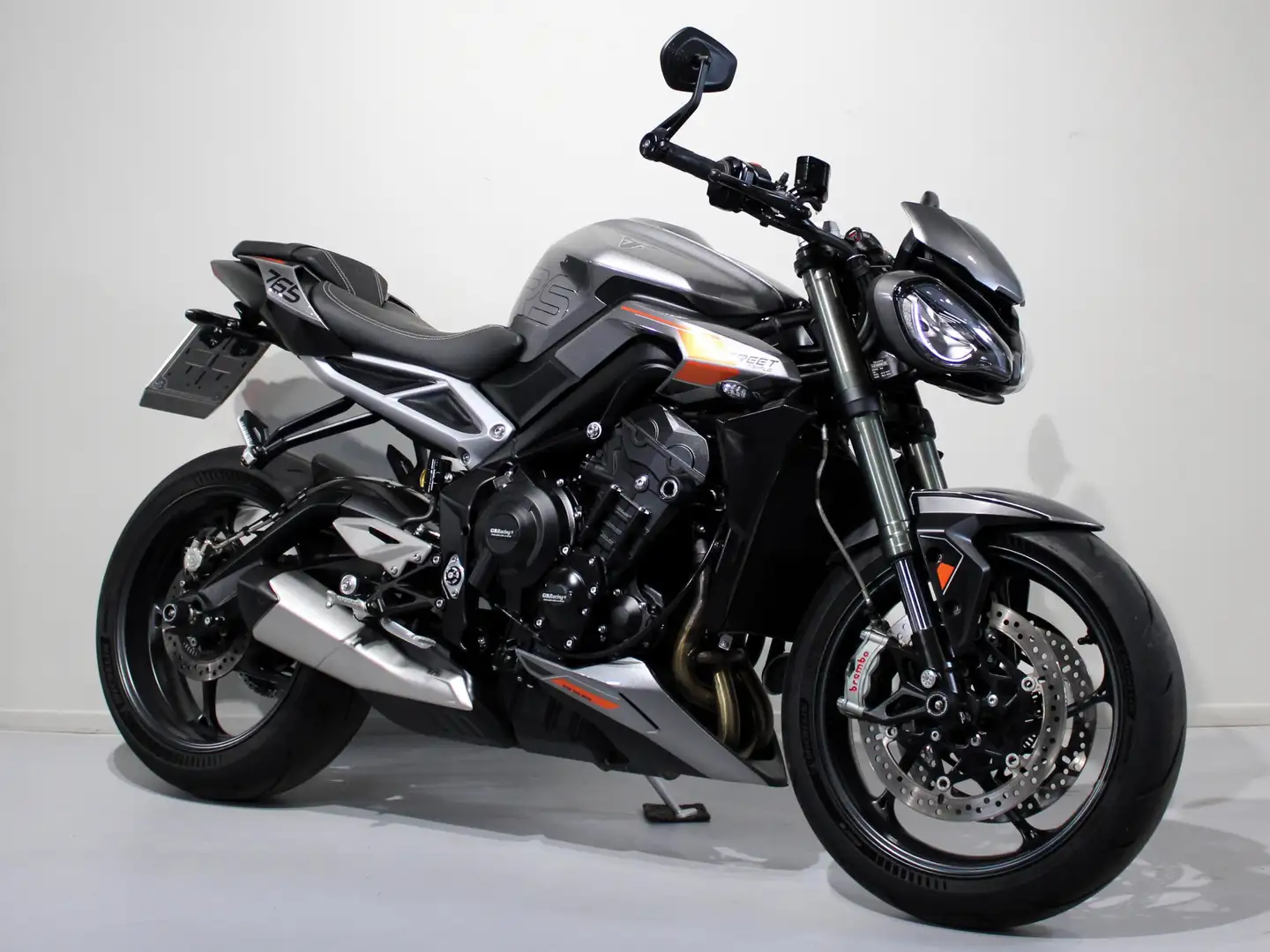 Triumph Street Triple RS - 2