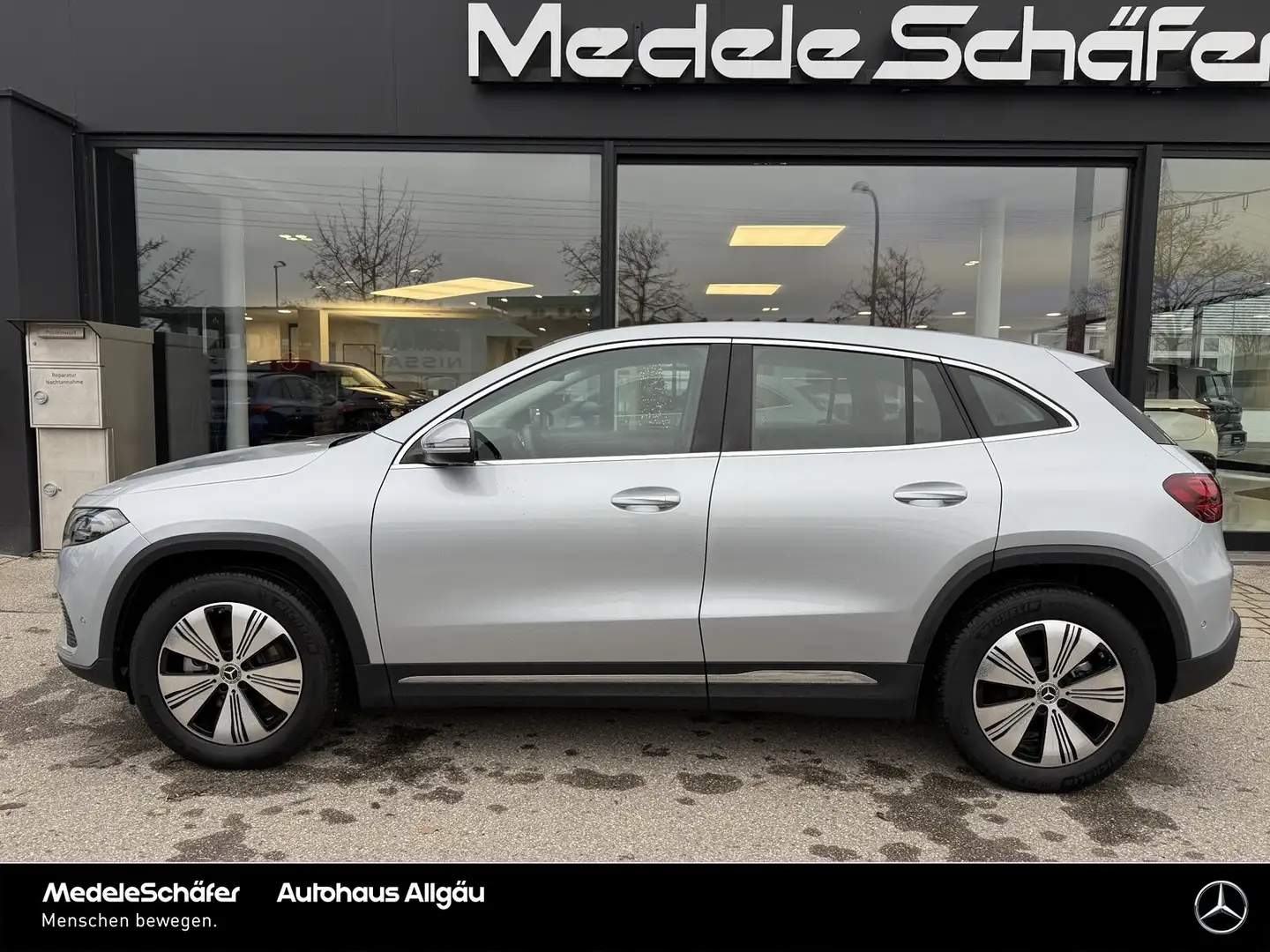 Mercedes-Benz EQA 350 EQA 350 4M Progressive 18" Kamera Vorr.Distronic Silber - 2