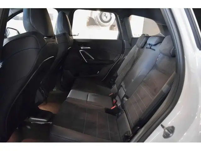 BMW X1 view 9