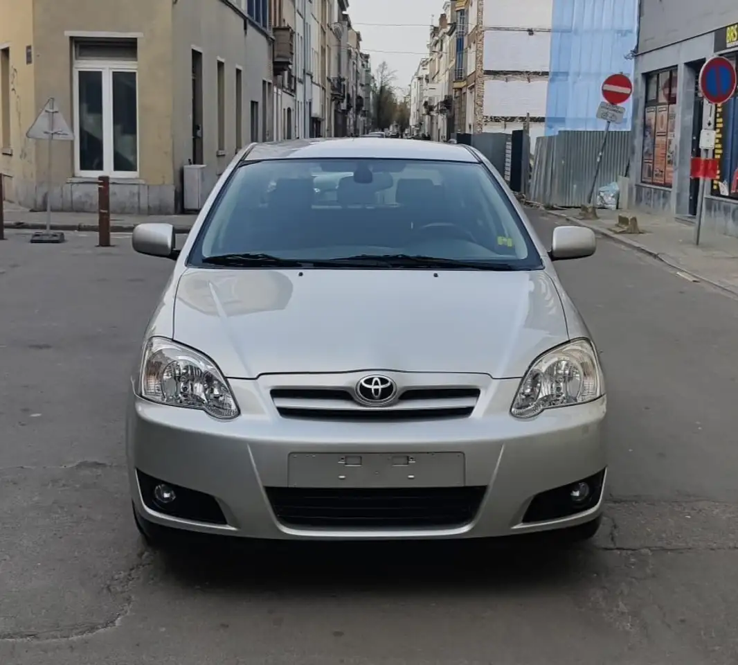Toyota Corolla 110 VVT-i LinÃ©a Techno
