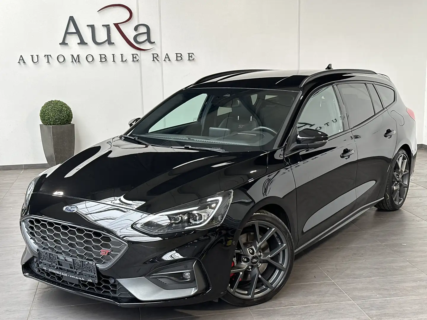 Ford Focus Turnier 2.0 EB ST NAV+LED+ACC+AHK+KAM+19ZO Nero - 2