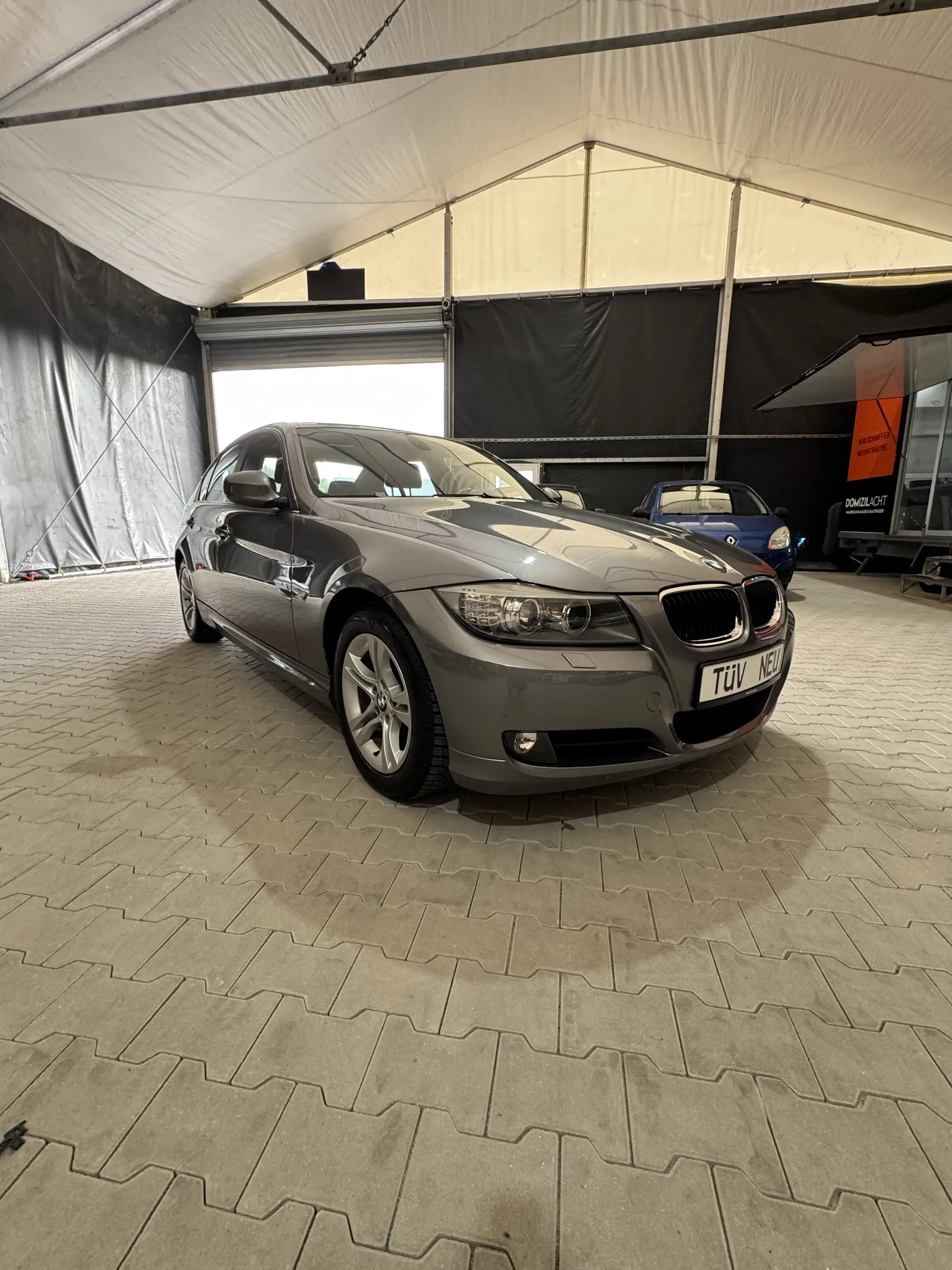 BMW 325 325 i*Klimaautomatik*PDC Hinten*TÜV NEU*Service NEU*