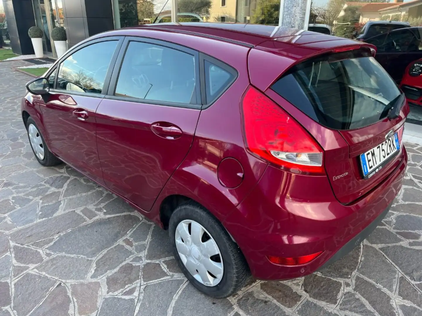 Ford Fiesta IKON 1.4 97CV 5 PORTE GPL Rojo - 2