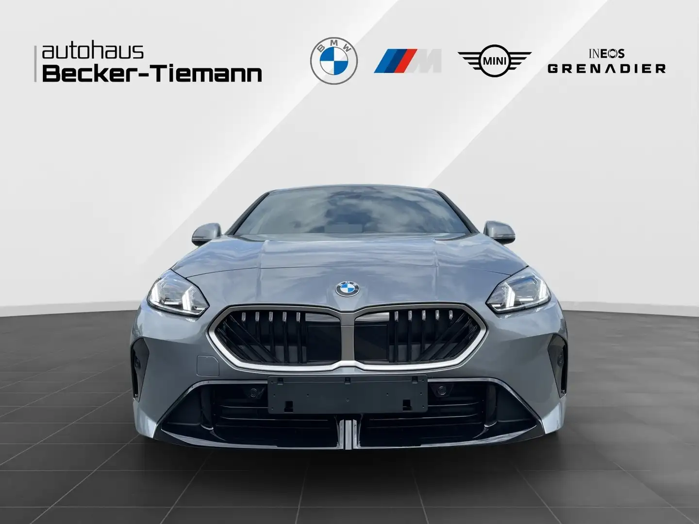 BMW 120 M Sport - UPE 46.300,00 € #exclusive Grijs - 2