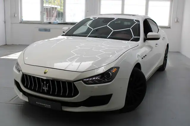Maserati Ghibli S Q4 CARPLAY/NAVI/KAMERA/SPORT/LED/HARMAN