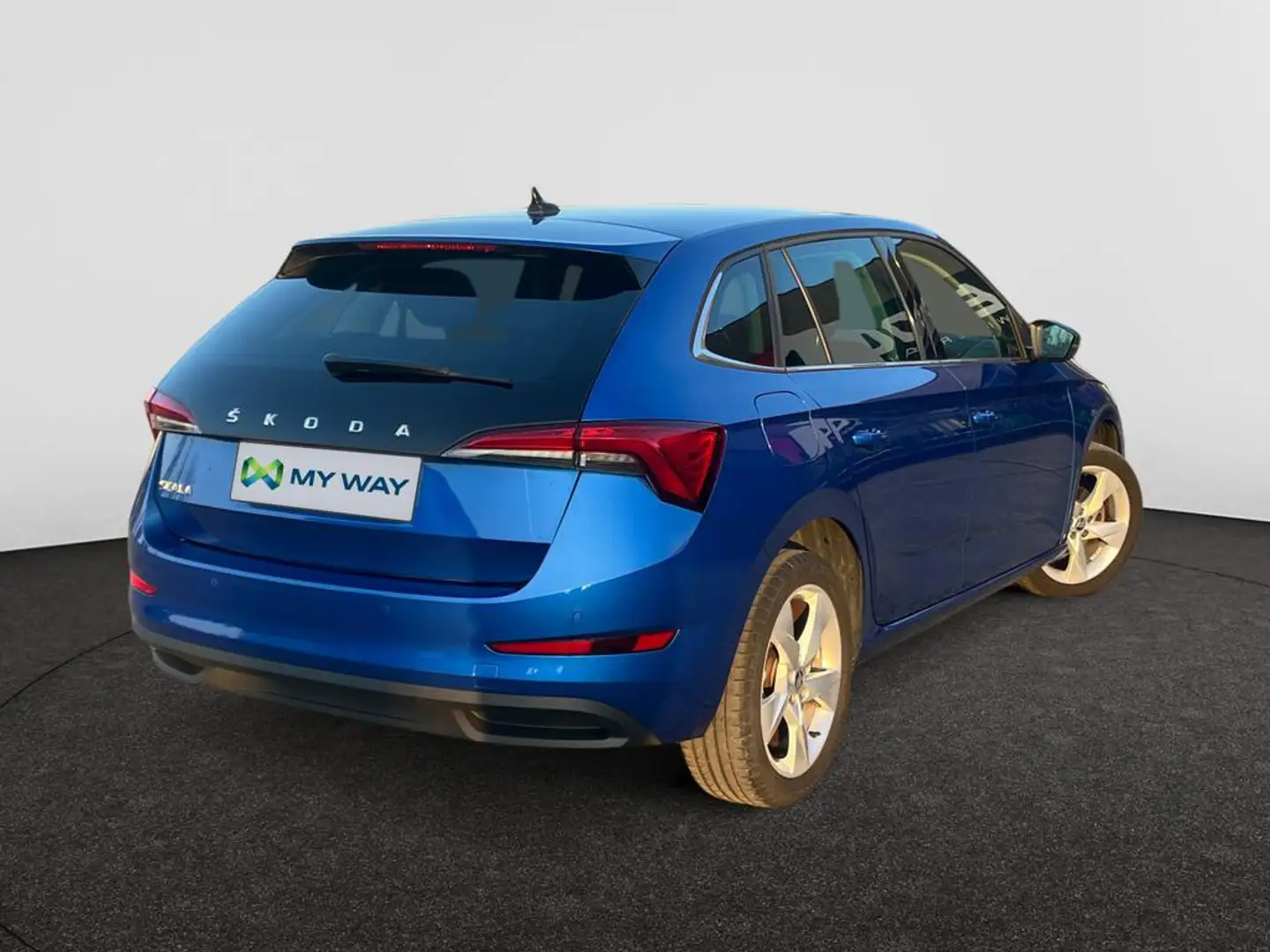 Skoda Scala Clever 1.5 TSI (150pk) /// Achteruitrijcamera /// Zetelverwarming /// Apple carplay & Android Auto /// Bleu - 2