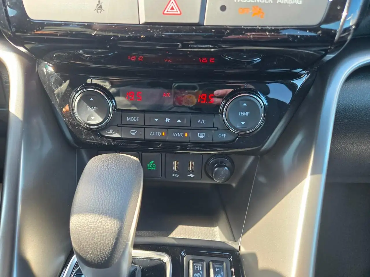 Mitsubishi Eclipse Cross photo Mitsubishi Eclipse Cross