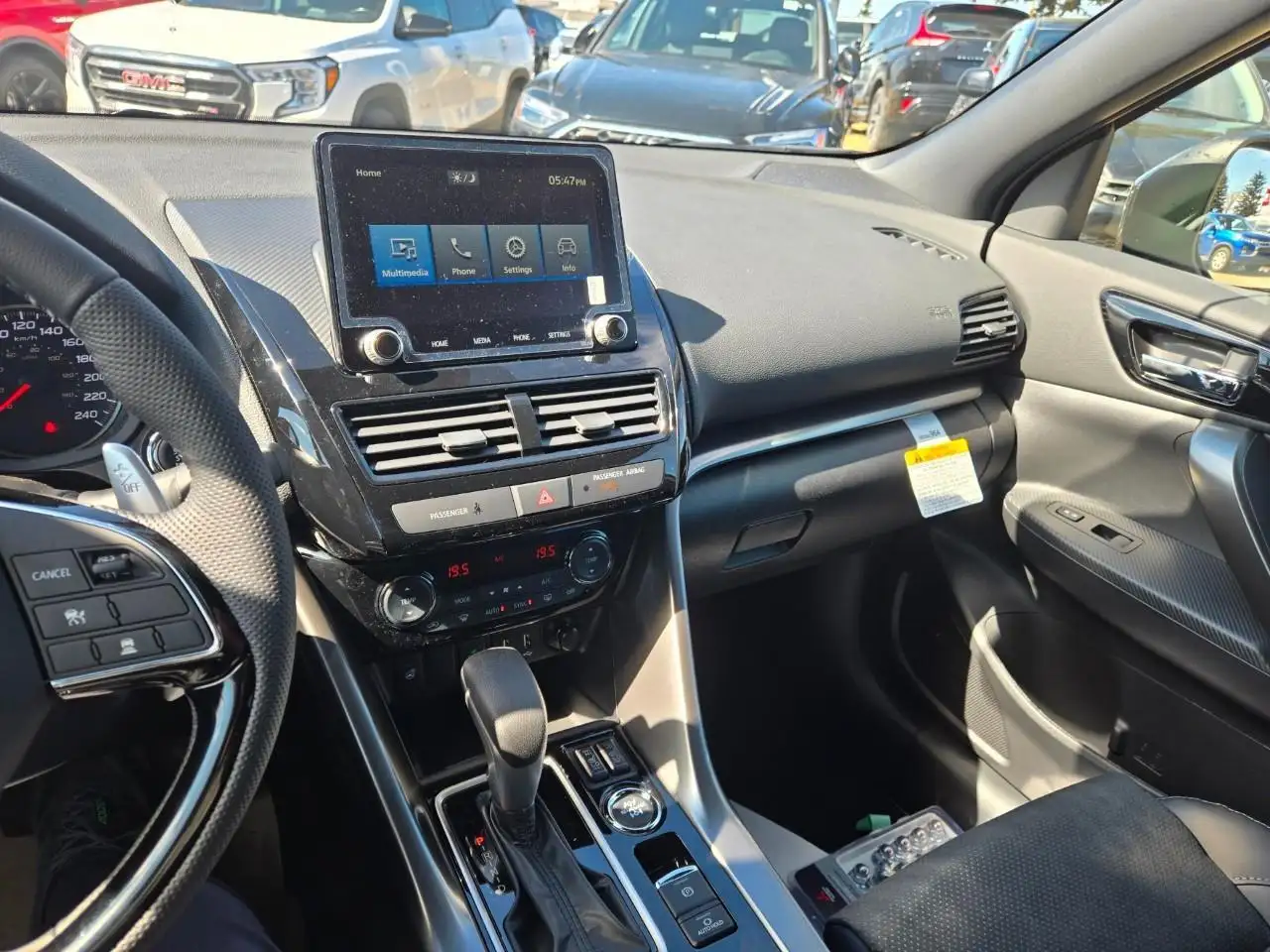 Mitsubishi Eclipse Cross photo Mitsubishi Eclipse Cross