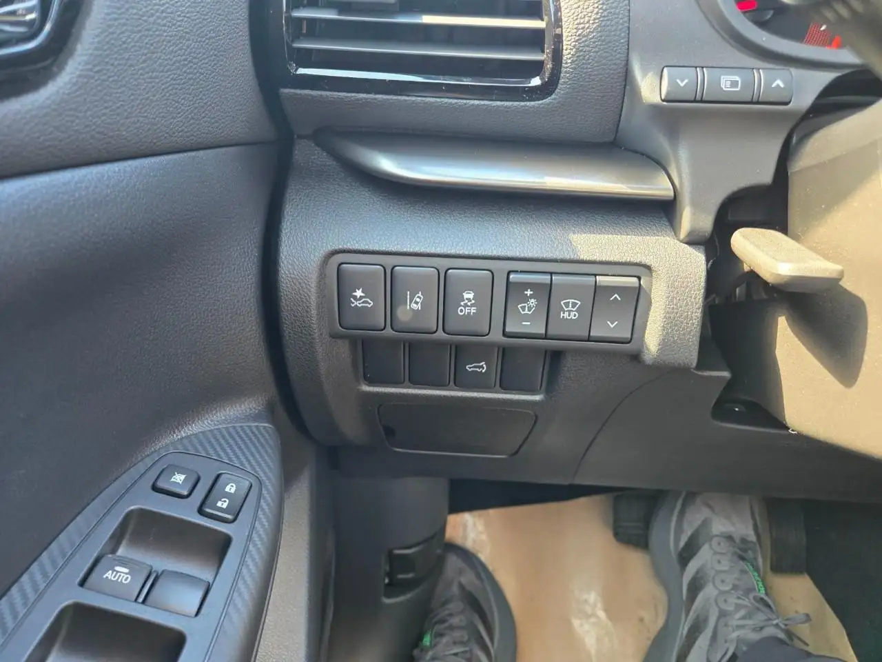 Mitsubishi Eclipse Cross photo Mitsubishi Eclipse Cross
