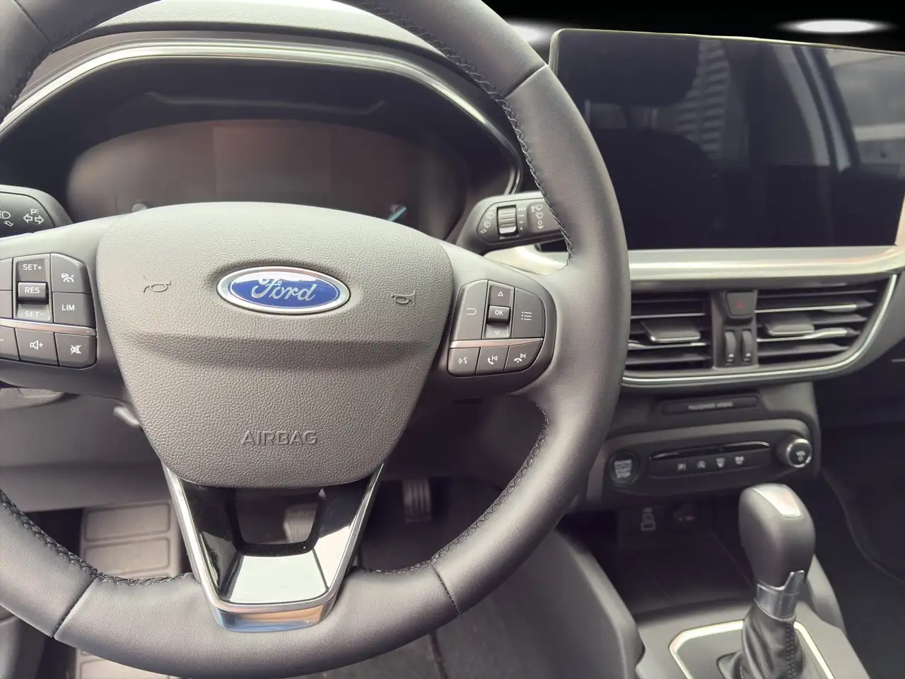 Ford Focus Turnier Titanium Edition Fahrer Pak. Win.P 7