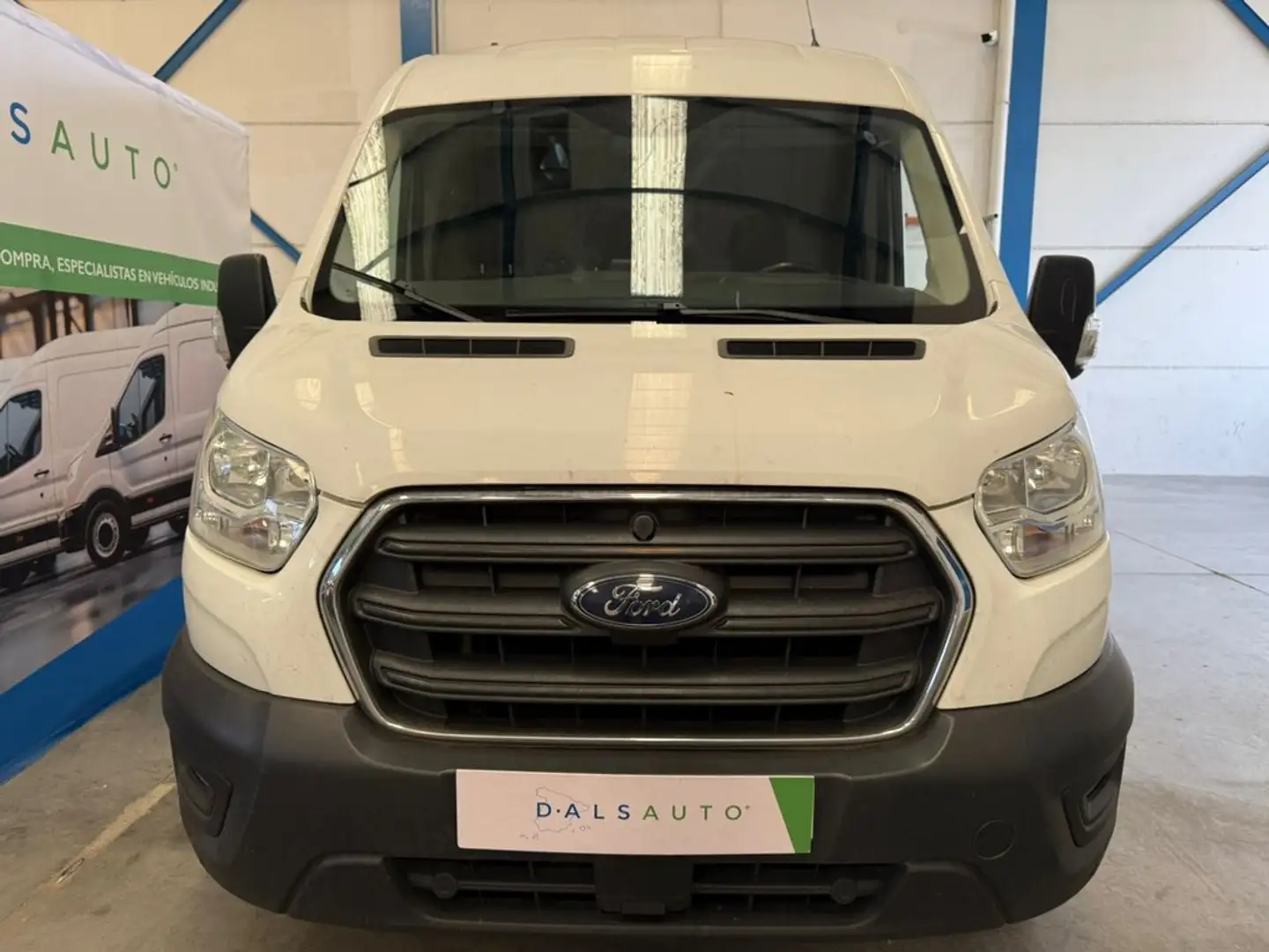 Ford Transit 350 125kW L2H2 Van Ambiente Delantera Blanco - 2