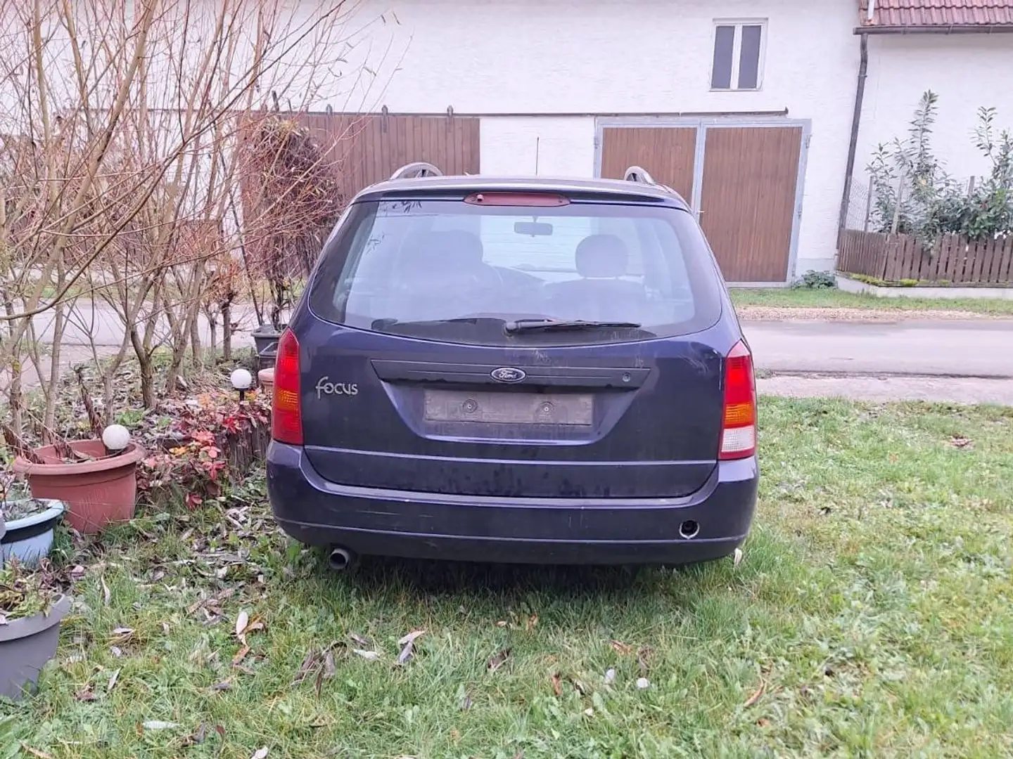 Ford Focus Focus Turnier Kombi KLIMA+TÜV 07/2026+8Fach Blau - 2