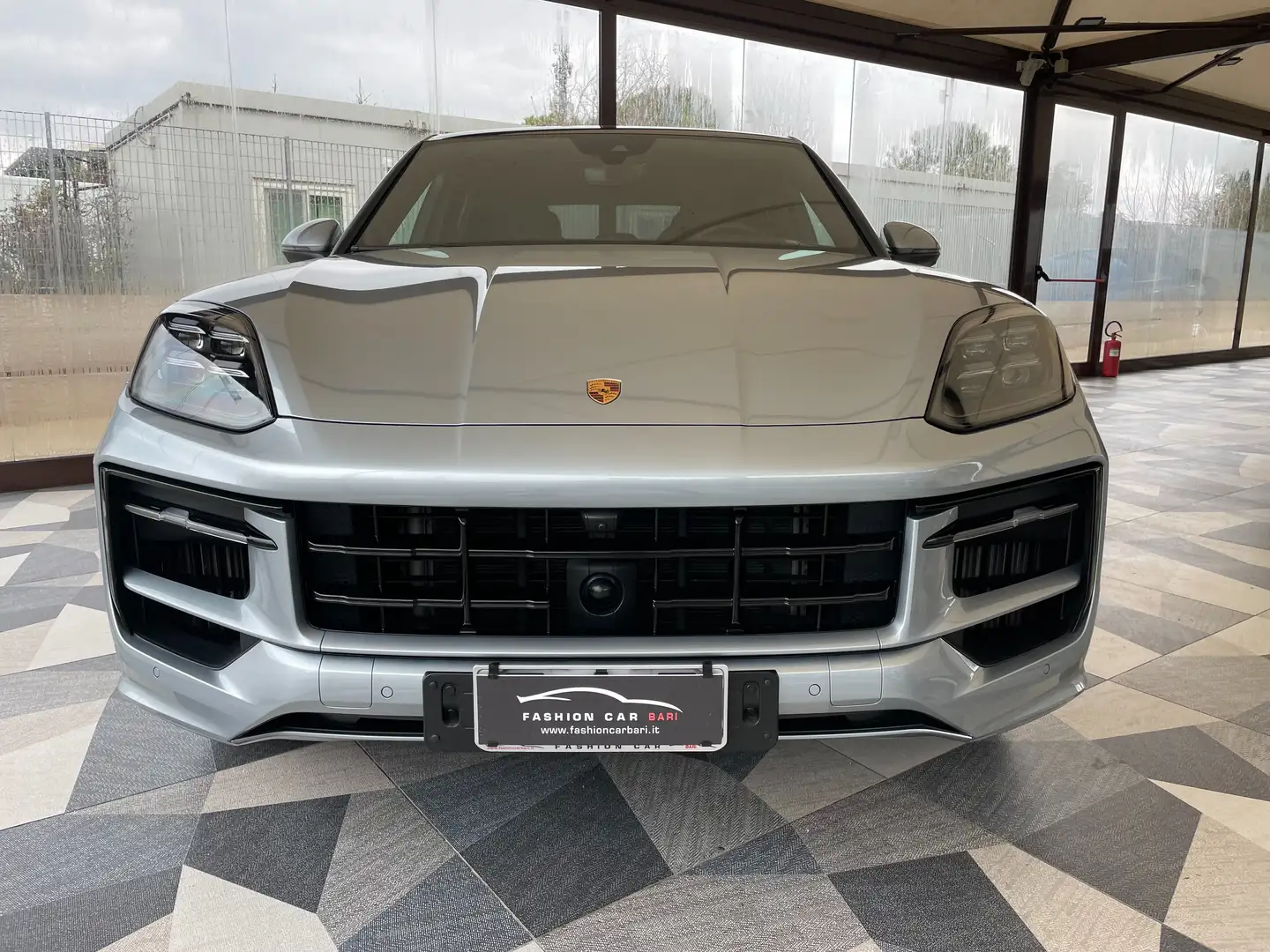 Porsche Cayenne Cayenne Coupe' 3.0 5 posti tiptronic DIMOSTRATIVA Argent - 2