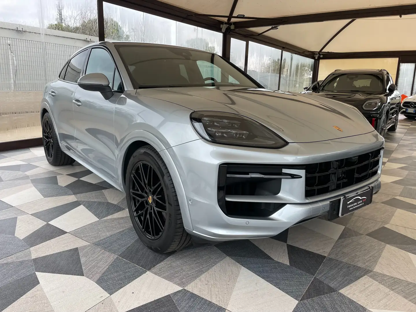 Porsche Cayenne Cayenne Coupe' 3.0 5 posti tiptronic DIMOSTRATIVA Argent - 1