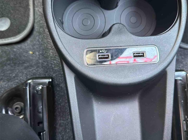 Abarth 595 PDC DAB+ 17" LM Android CarPlay — photo 14
