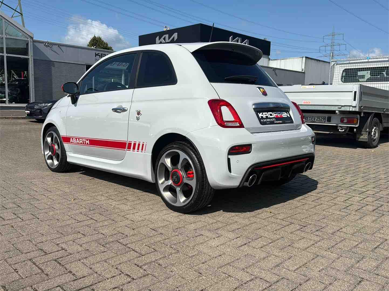 Abarth 595 PDC DAB+ 17" LM Android CarPlay — photo 3